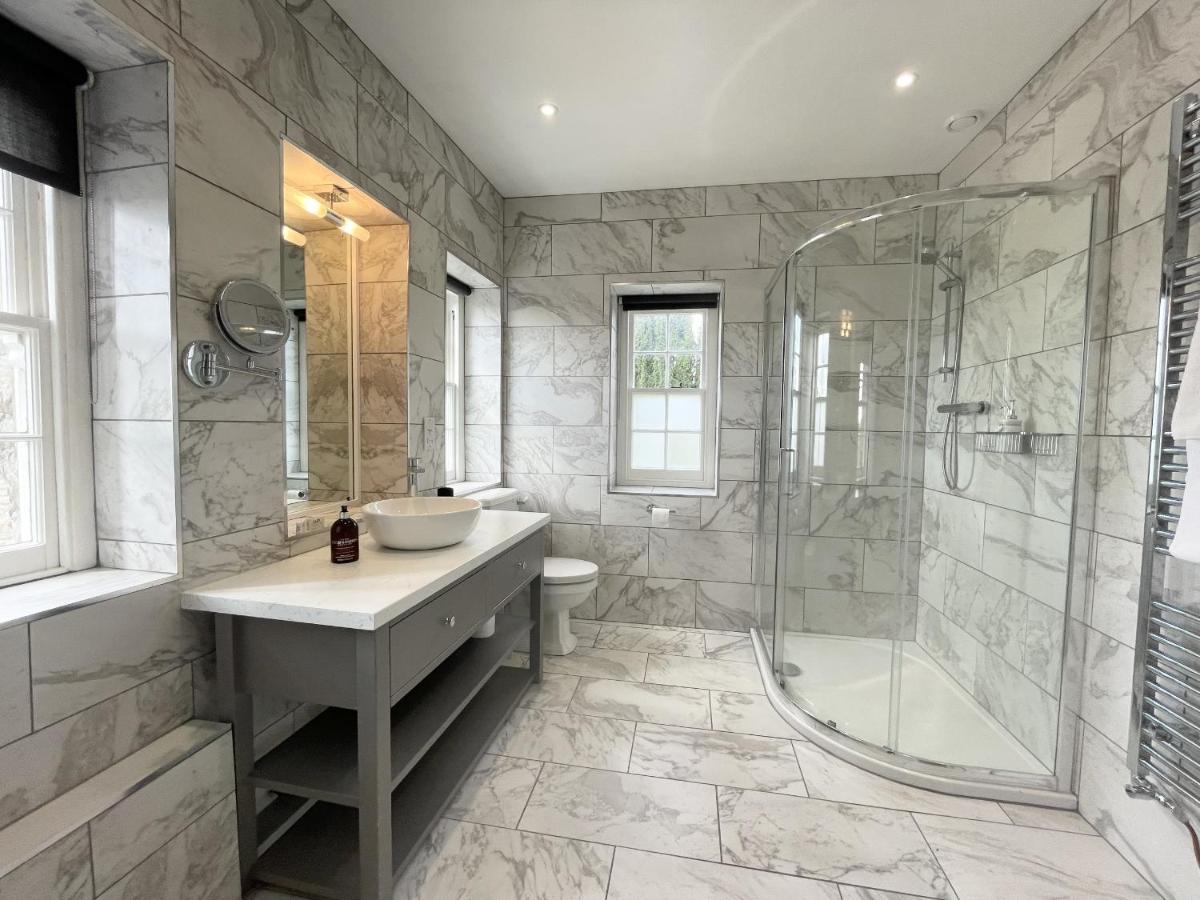 The Mount Somerton Retreat - Nr Bruton, Glastonbury, The Spectacular Wells Cathedral, Millfield School, Leonardo Helicopters, Yeovilton Kamer foto